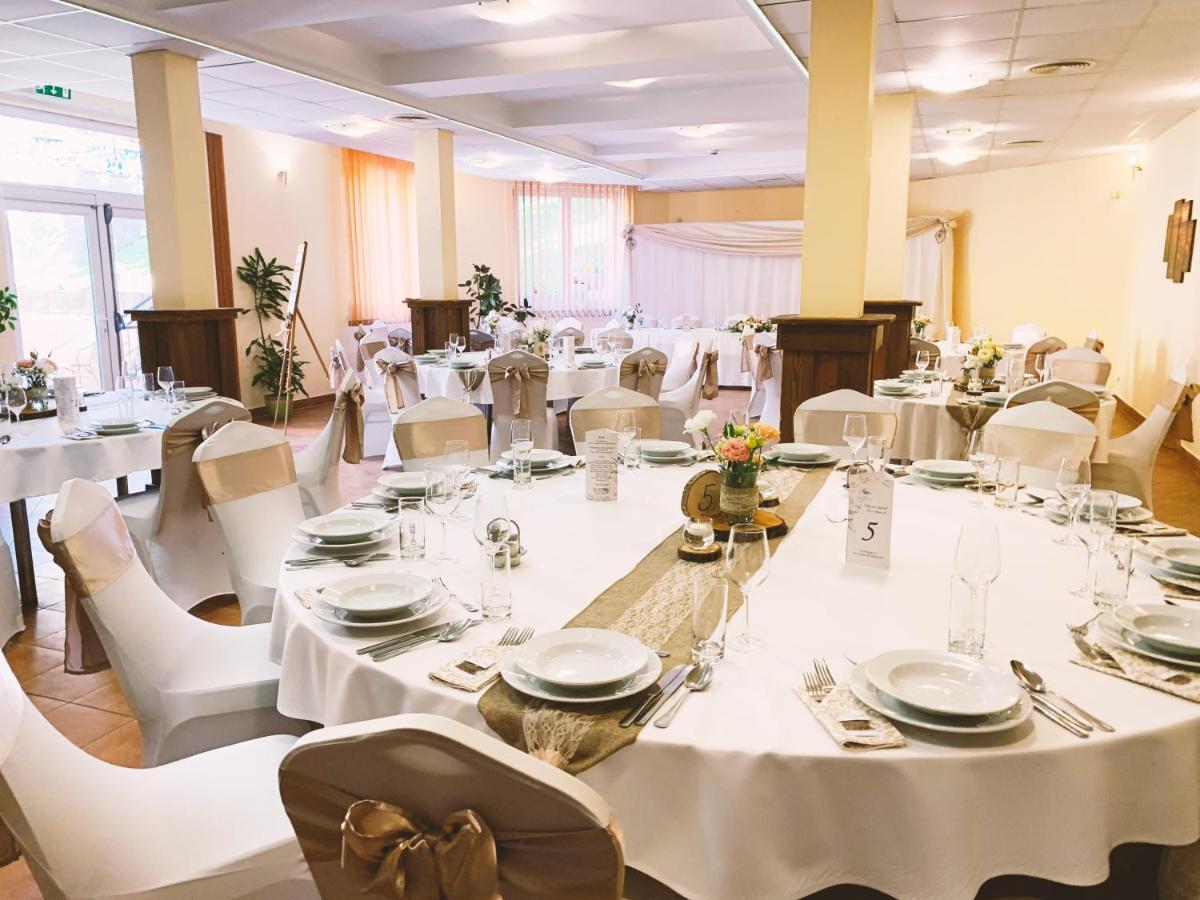 Granada Conference, Wellness And Sport Hotel Kecskemet Luaran gambar
