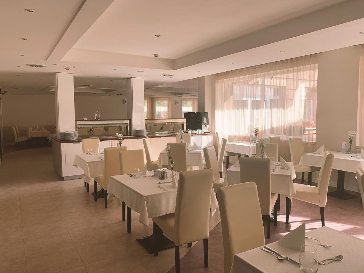 Granada Conference, Wellness And Sport Hotel Kecskemet Luaran gambar