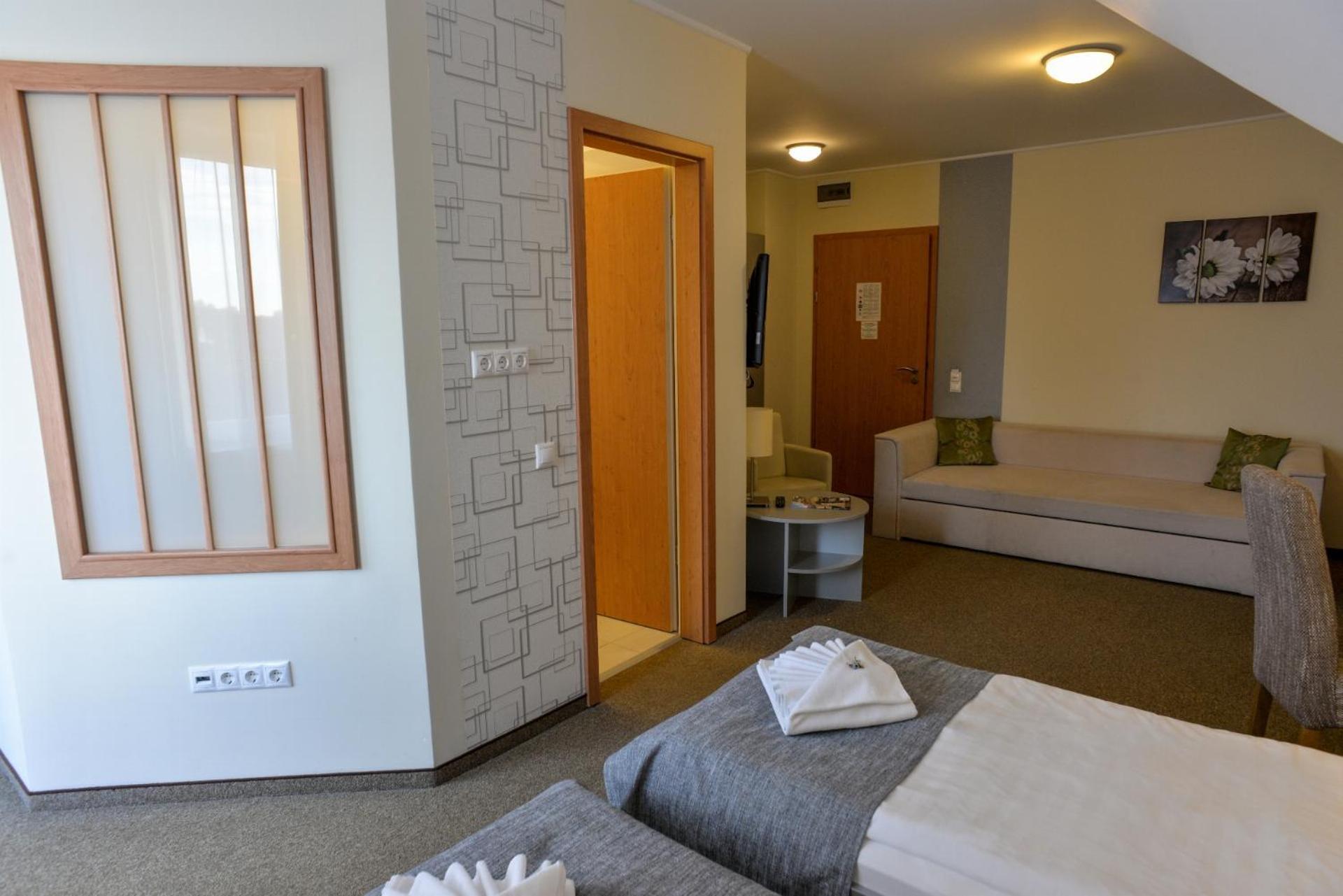 Granada Conference, Wellness And Sport Hotel Kecskemet Luaran gambar